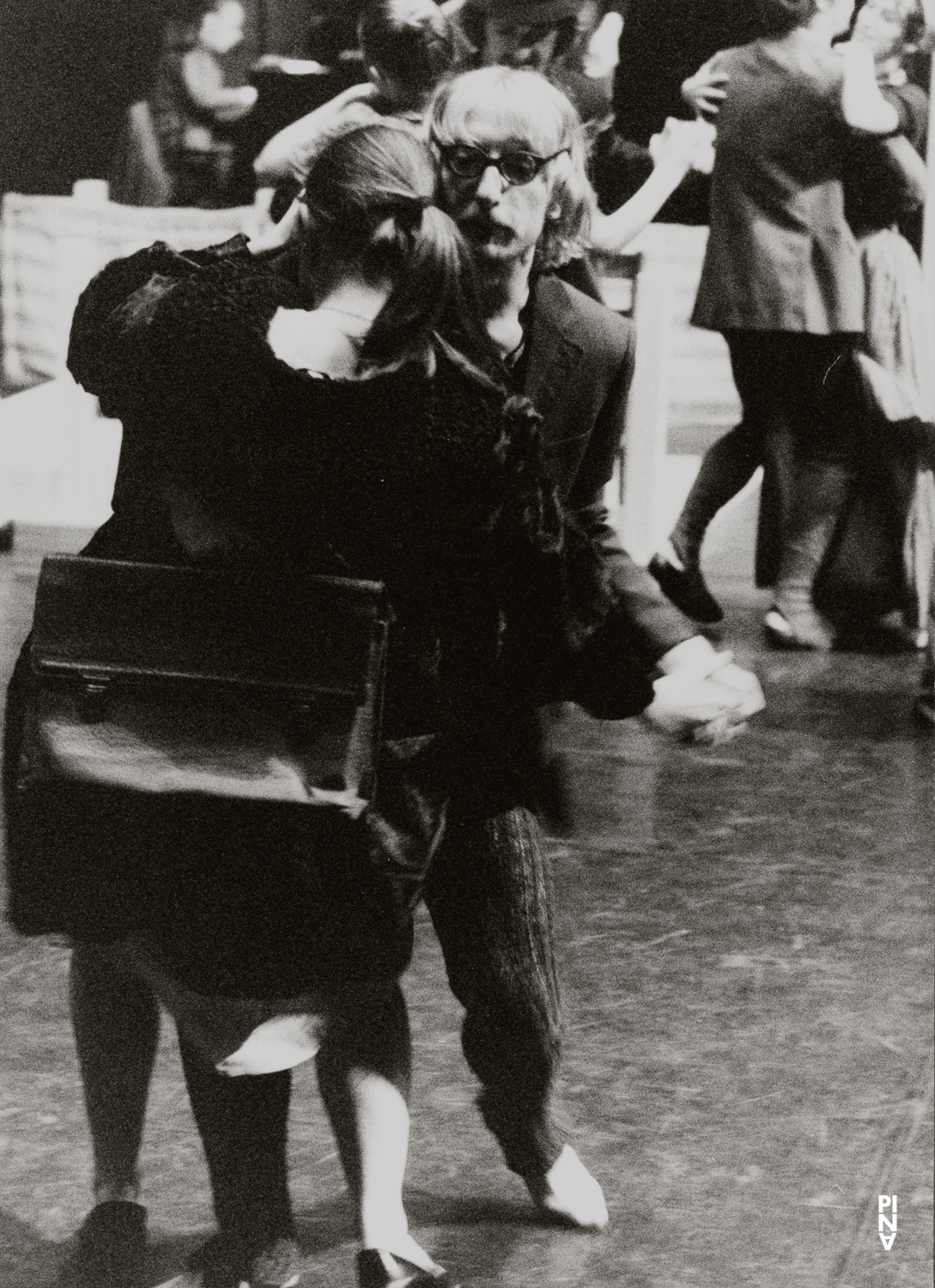 Dominique Mercy in „Ich bring dich um die Ecke…“ von Pina Bausch