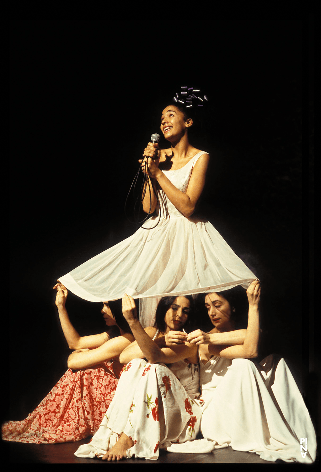 « Der Fensterputzer (Le laveur de vitres) » de Pina Bausch avec Tanztheater Wuppertal au Théâtre de la Ville Paris (France), 22 avril 1998