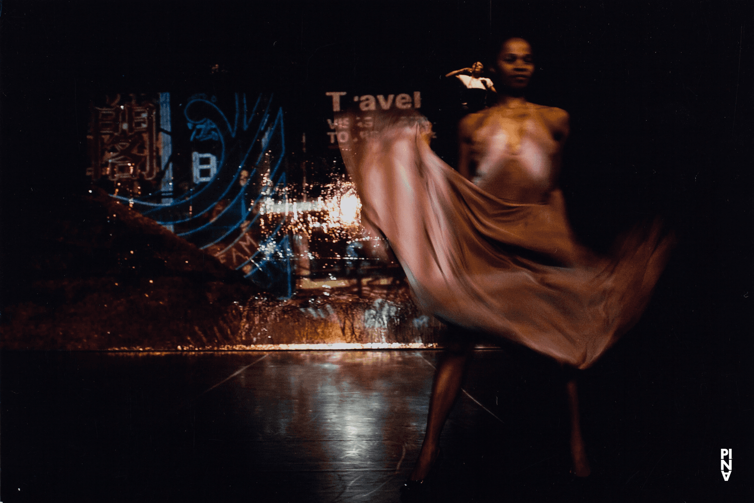 Regina Advento et Andrey Berezin dans « Der Fensterputzer (Le laveur de vitres) » de Pina Bausch, 8 novembre 2006