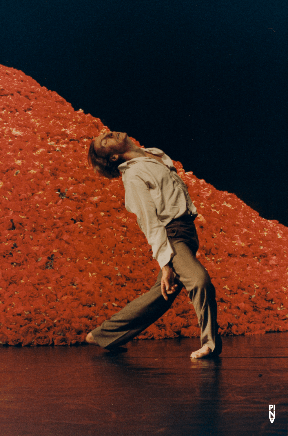 Dominique Mercy dans « Der Fensterputzer (Le laveur de vitres) » de Pina Bausch