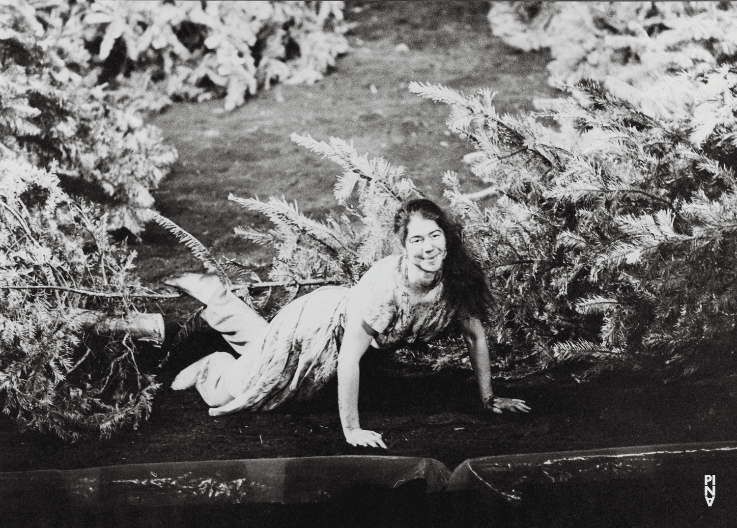 Bénédicte Billiet dans « Auf dem Gebirge hat man ein Geschrei gehört (Sur la montagne, on entendit un hurlement) » de Pina Bausch