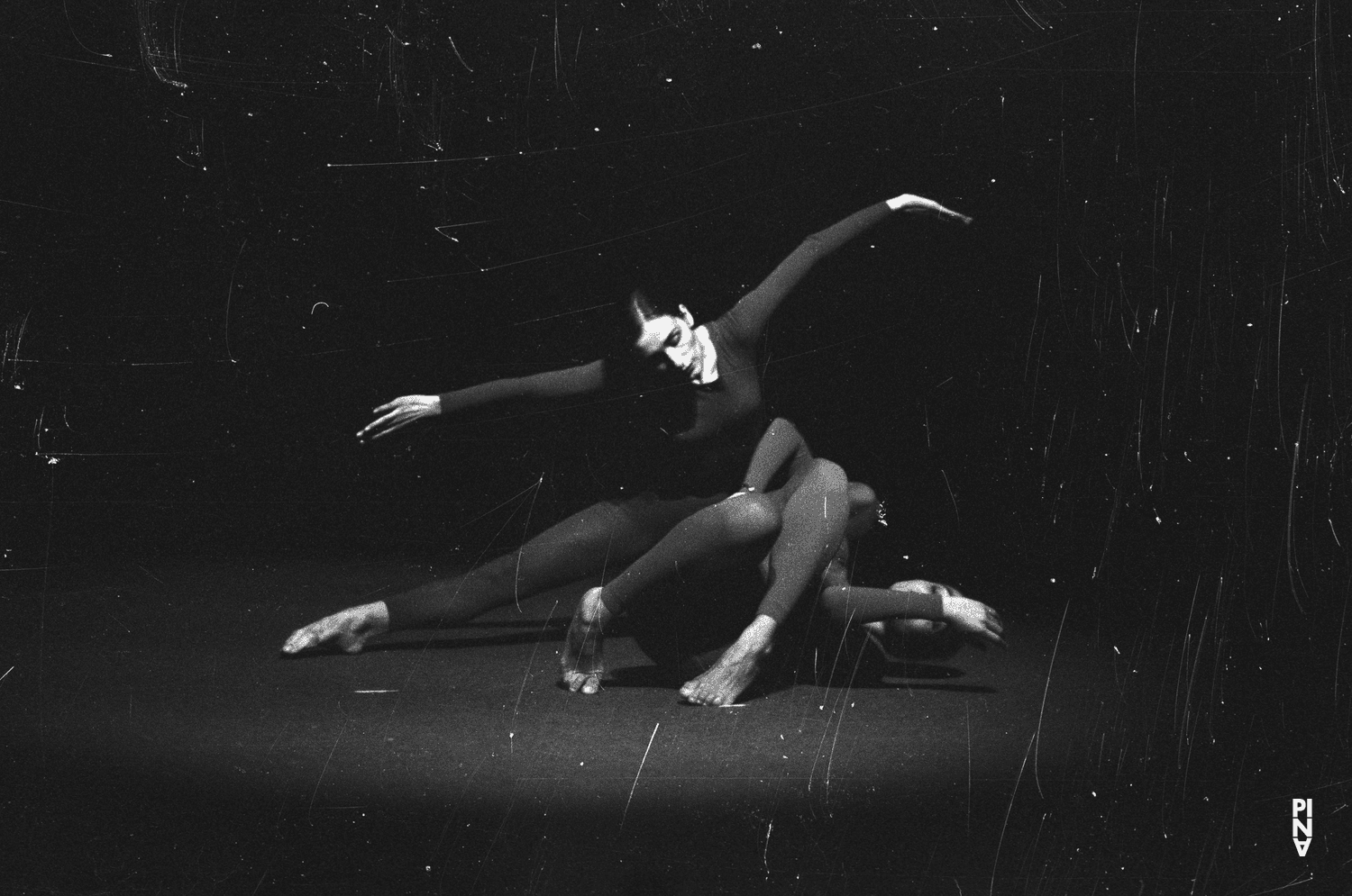 Pina Bausch and Anna Mittelholzer in “Im Wind der Zeit” by Pina Bausch