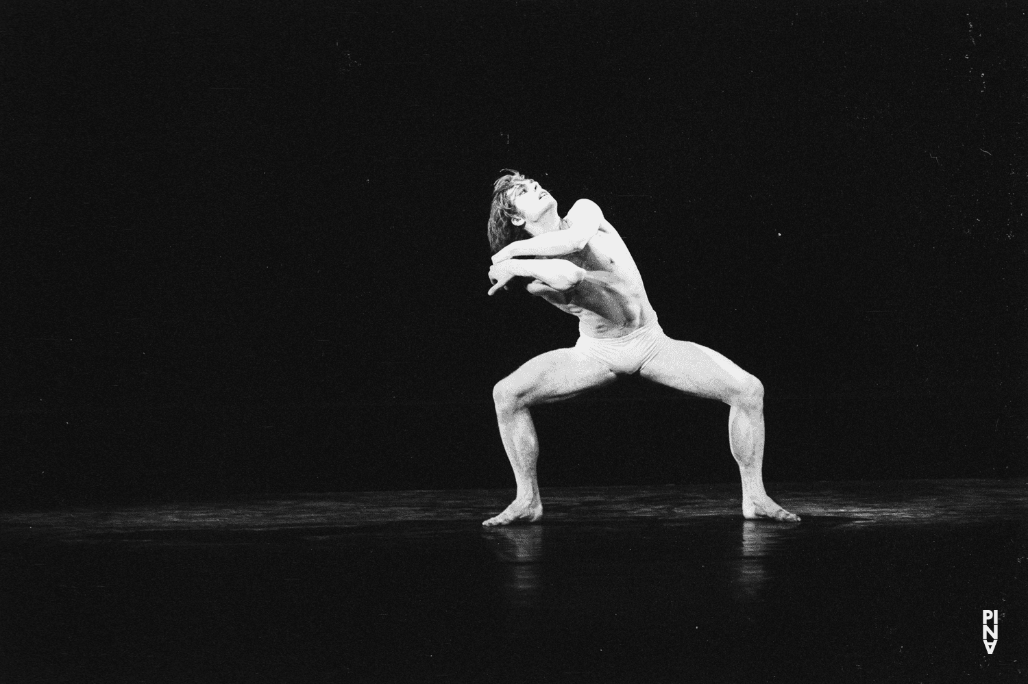 Ed Kortlandt in „Iphigenie auf Tauris“ von Pina Bausch mit Tanztheater Wuppertal im Opernhaus Wuppertal (Deutschland), 20. April 1974
