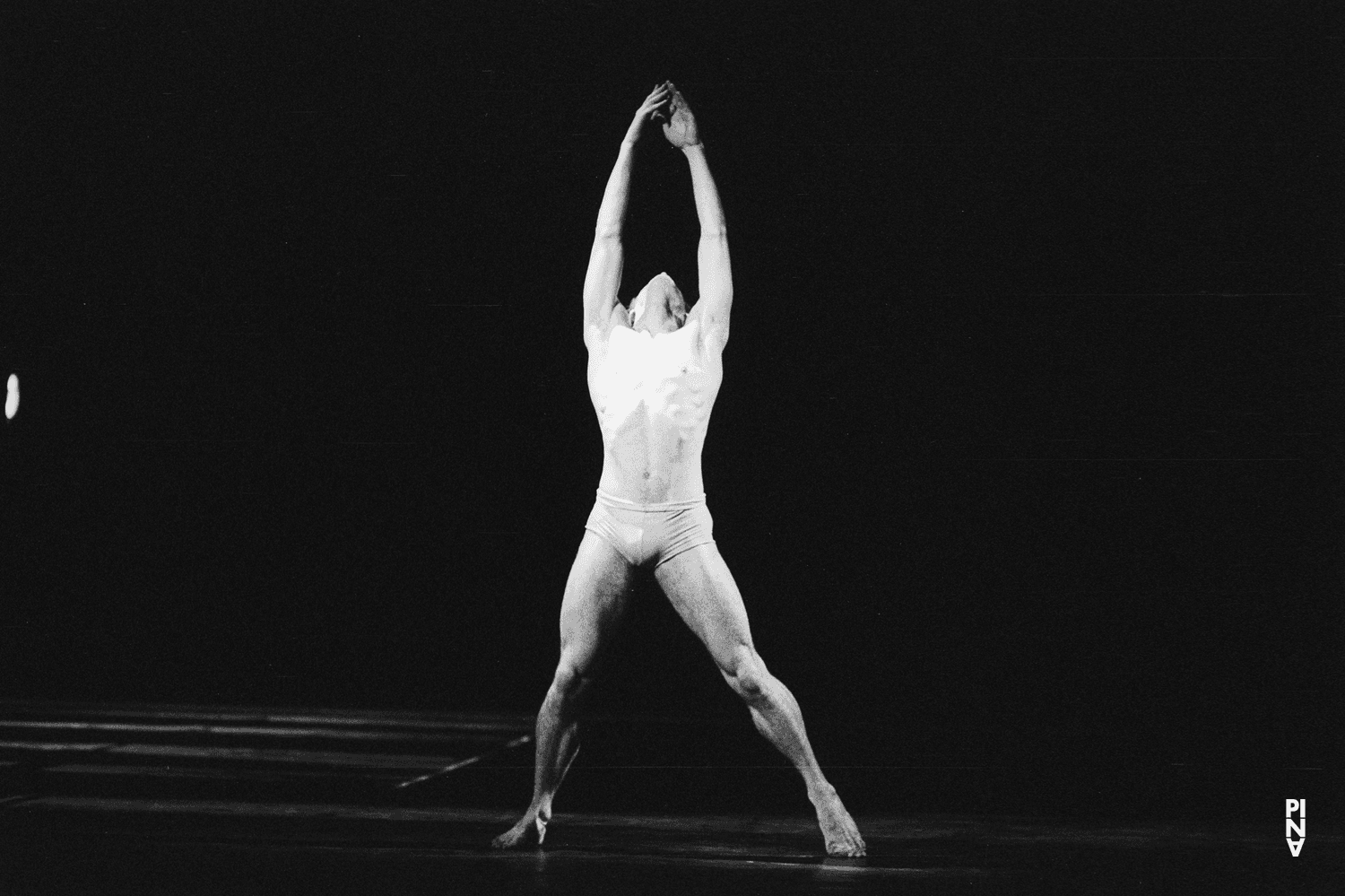 Ed Kortlandt in “Iphigenie auf Tauris” by Pina Bausch with Tanztheater Wuppertal at Opernhaus Wuppertal (Germany), April 20, 1974