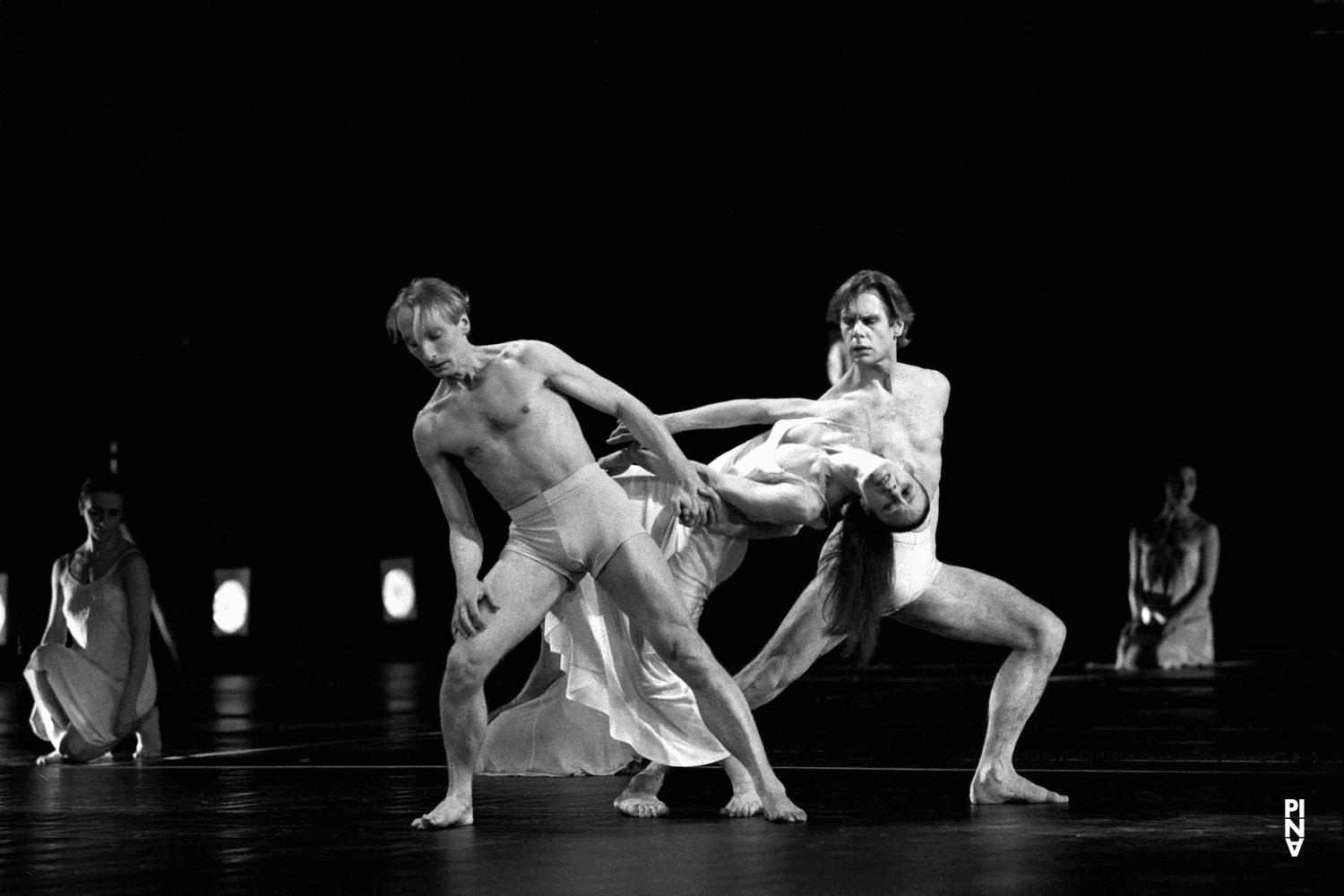 Dominique Mercy, Malou Airaudo and Ed Kortlandt in “Iphigenie auf Tauris” by Pina Bausch with Tanztheater Wuppertal at Opéra de Paris Garnier (France), Feb. 20, 1991