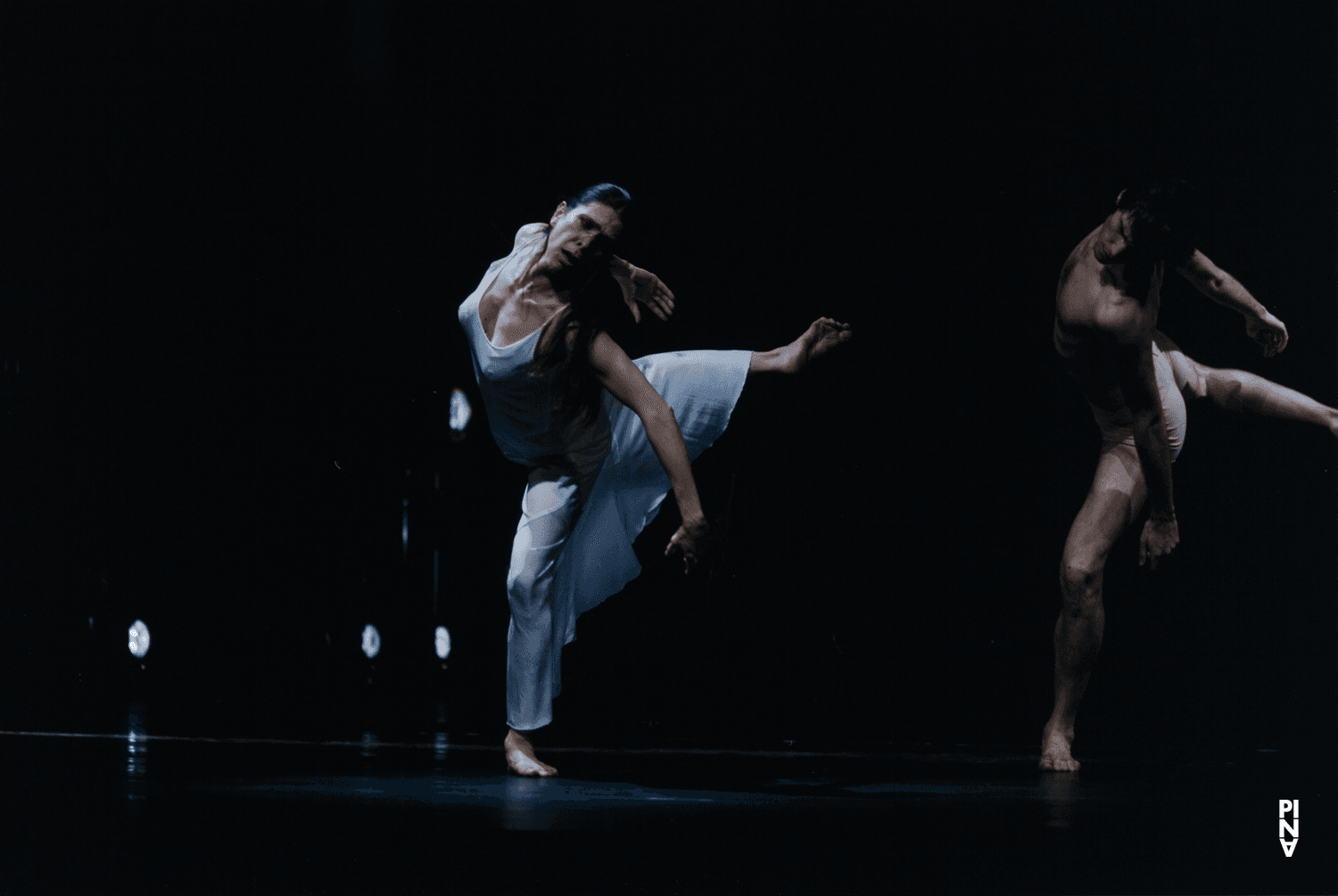 Ruth Amarante und Pau Aran Gimeno in „Iphigenie auf Tauris“ von Pina Bausch