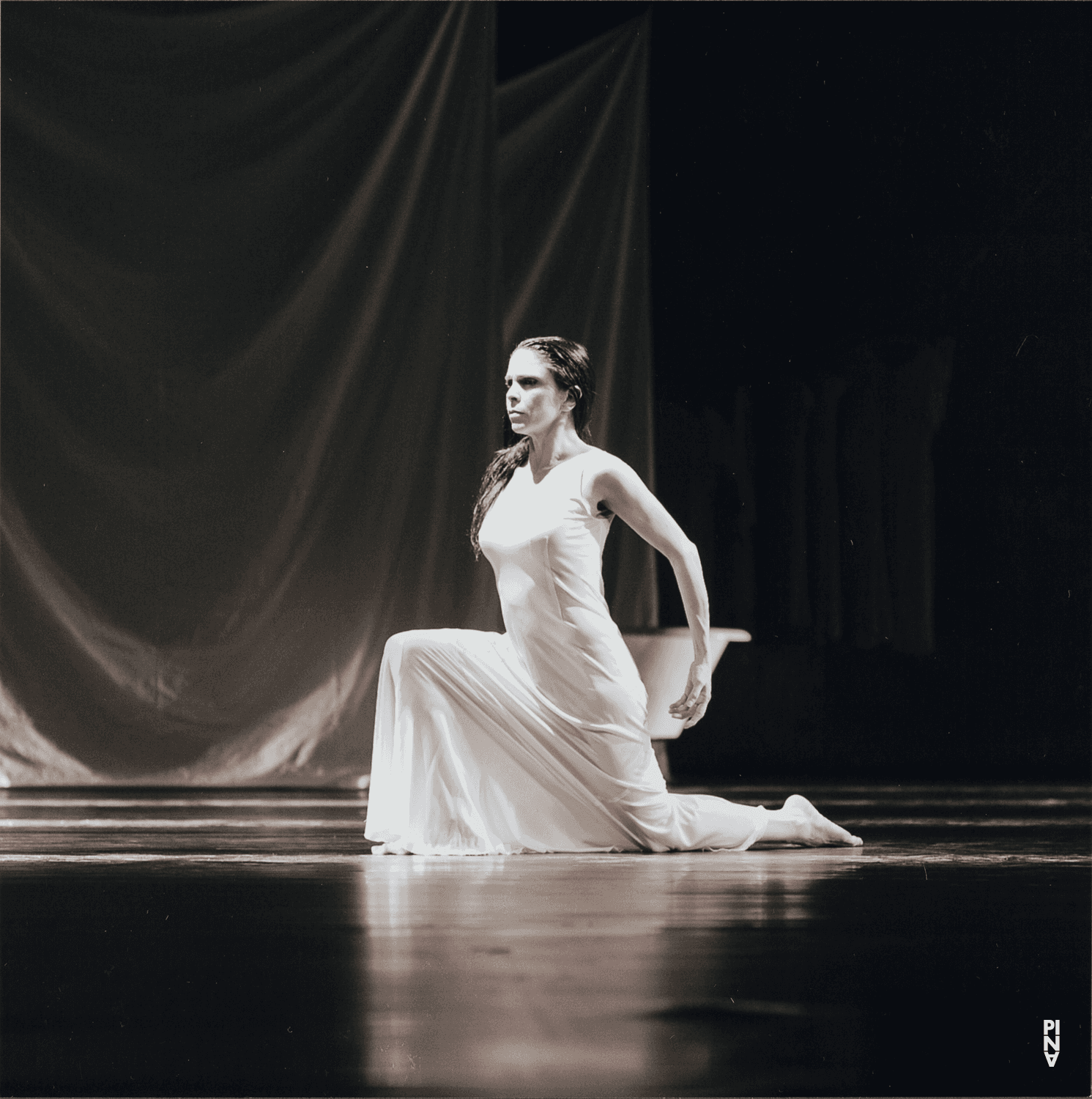 Ruth Amarante in „Iphigenie auf Tauris“ von Pina Bausch