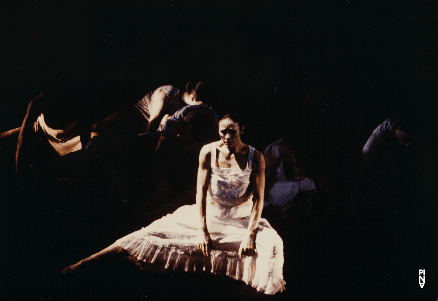 Malou Airaudo in „Iphigenie auf Tauris“ von Pina Bausch