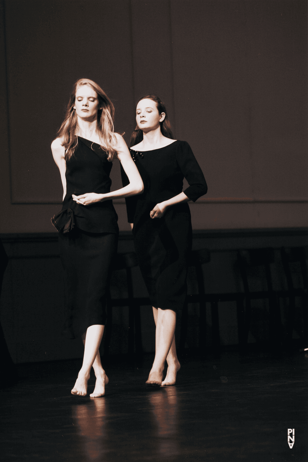 Joy Wonnenberg and Kim Christin Lörken in “Kontakthof. With Teenagers over 14” by Pina Bausch