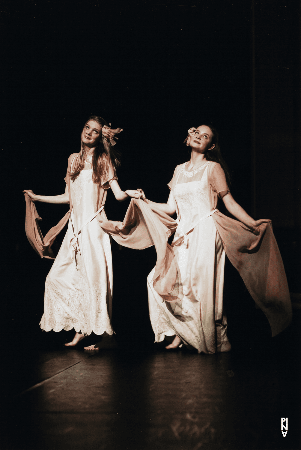 Kim Christin Lörken and Joy Wonnenberg in “Kontakthof. With Teenagers over 14” by Pina Bausch