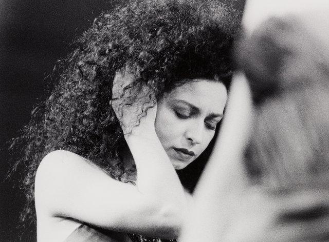 Aida Vainieri in “Kontakthof” by Pina Bausch with Tanztheater Wuppertal at Schauspielhaus Wuppertal (Germany), Feb. 21, 2000