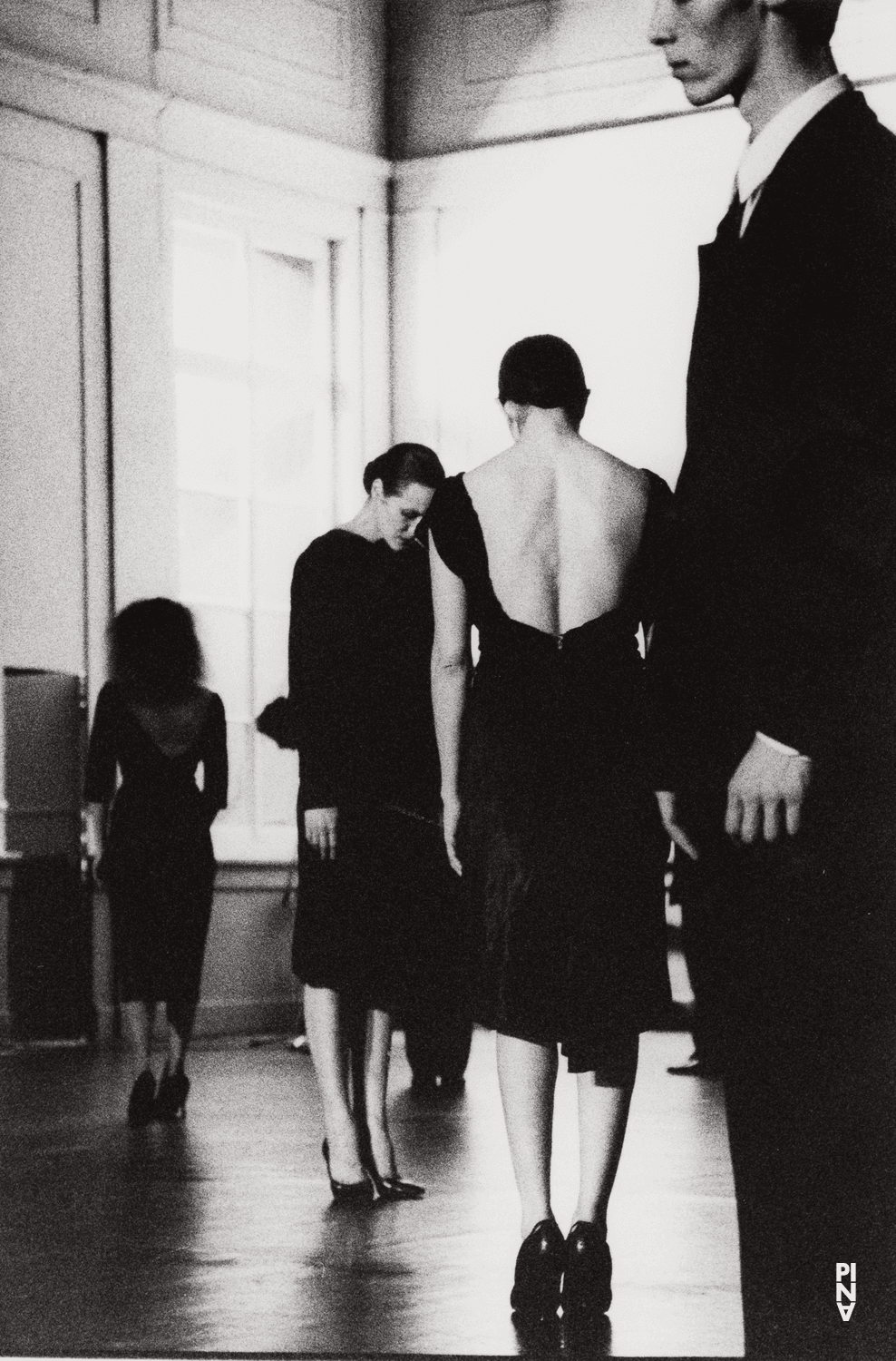 „Kontakthof“ von Pina Bausch mit Tanztheater Wuppertal im Schauspielhaus Wuppertal (Deutschland), 21. Februar 2000