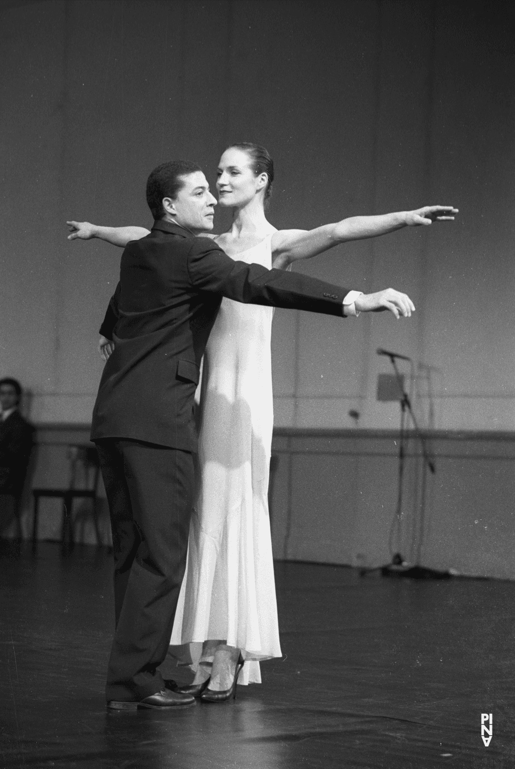 Fernando Suels Mendoza and Julie Anne Stanzak in “Kontakthof” by Pina Bausch