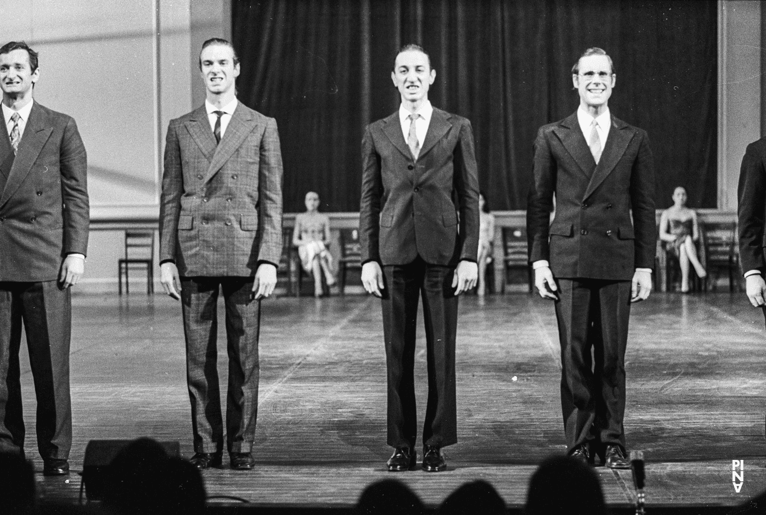 „Kontakthof“ von Pina Bausch im Opernhaus Wuppertal