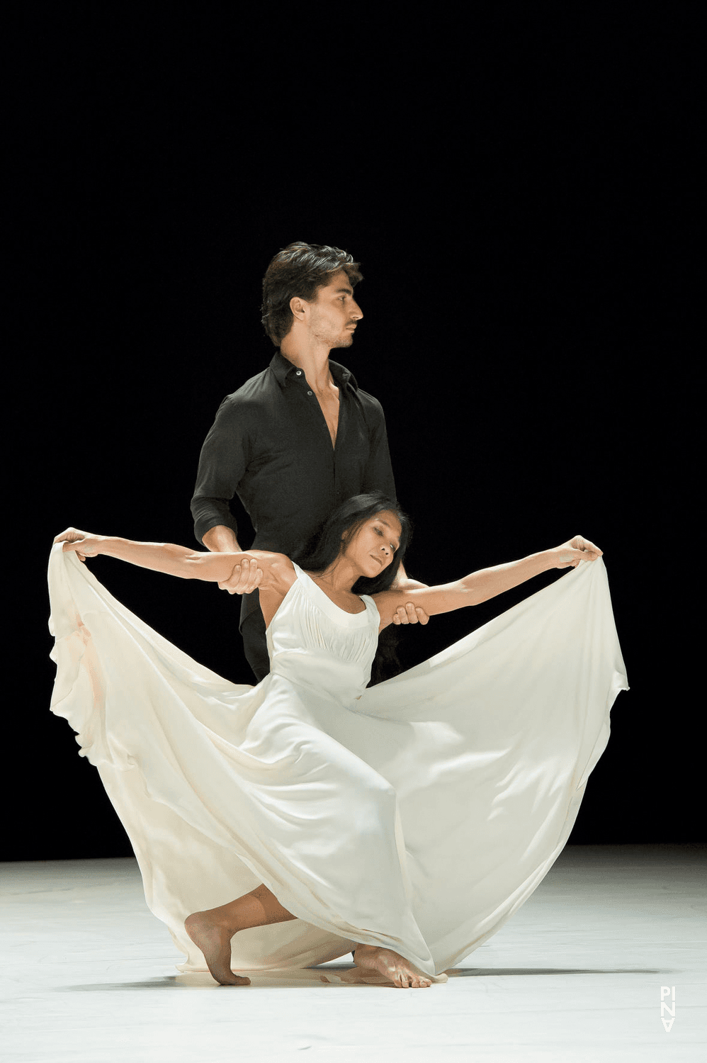 Ditta Miranda Jasjfi and Damiano Ottavio Bigi in “"... como el musguito en la piedra, ay si, si, si ..." (Like Moss on the Stone)” by Pina Bausch with Tanztheater Wuppertal at Théâtre de la Ville Paris (France), June 21, 2011