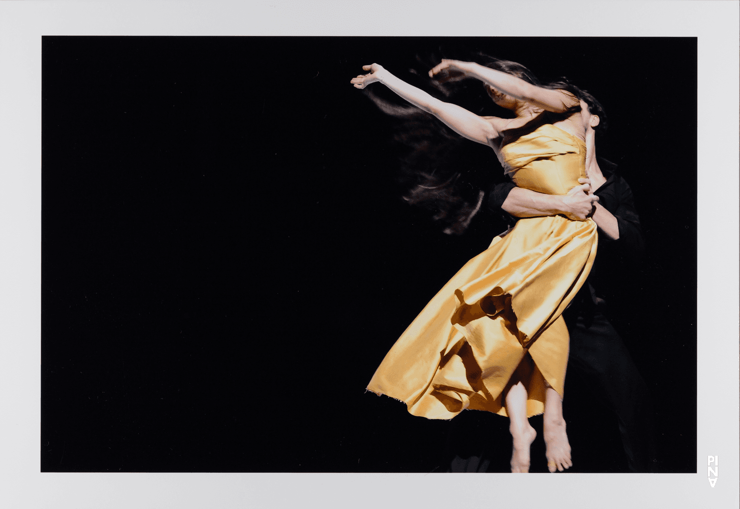 Silvia Farias Heredia and Damiano Ottavio Bigi in “"... como el musguito en la piedra, ay si, si, si ..." (Like Moss on the Stone)” by Pina Bausch