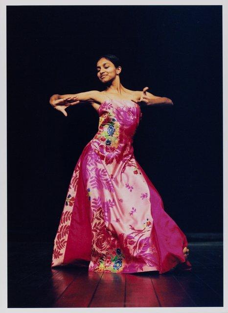 Shantala Shivalingappa in “Nefés” by Pina Bausch, March 21, 2003