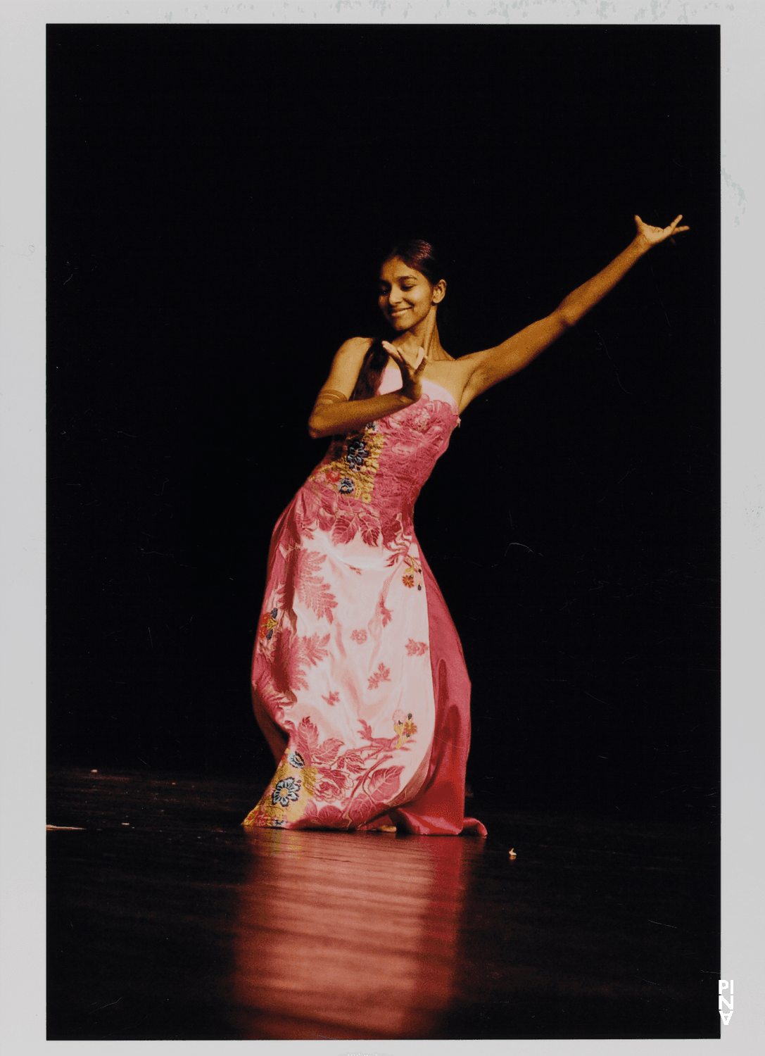 Shantala Shivalingappa in „Nefés“ von Pina Bausch