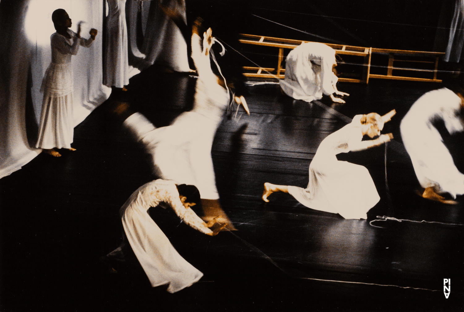 Mariko Aoyama, Julie Shanahan et Beatrice Libonati dans « Orpheus und Eurydike » de Pina Bausch