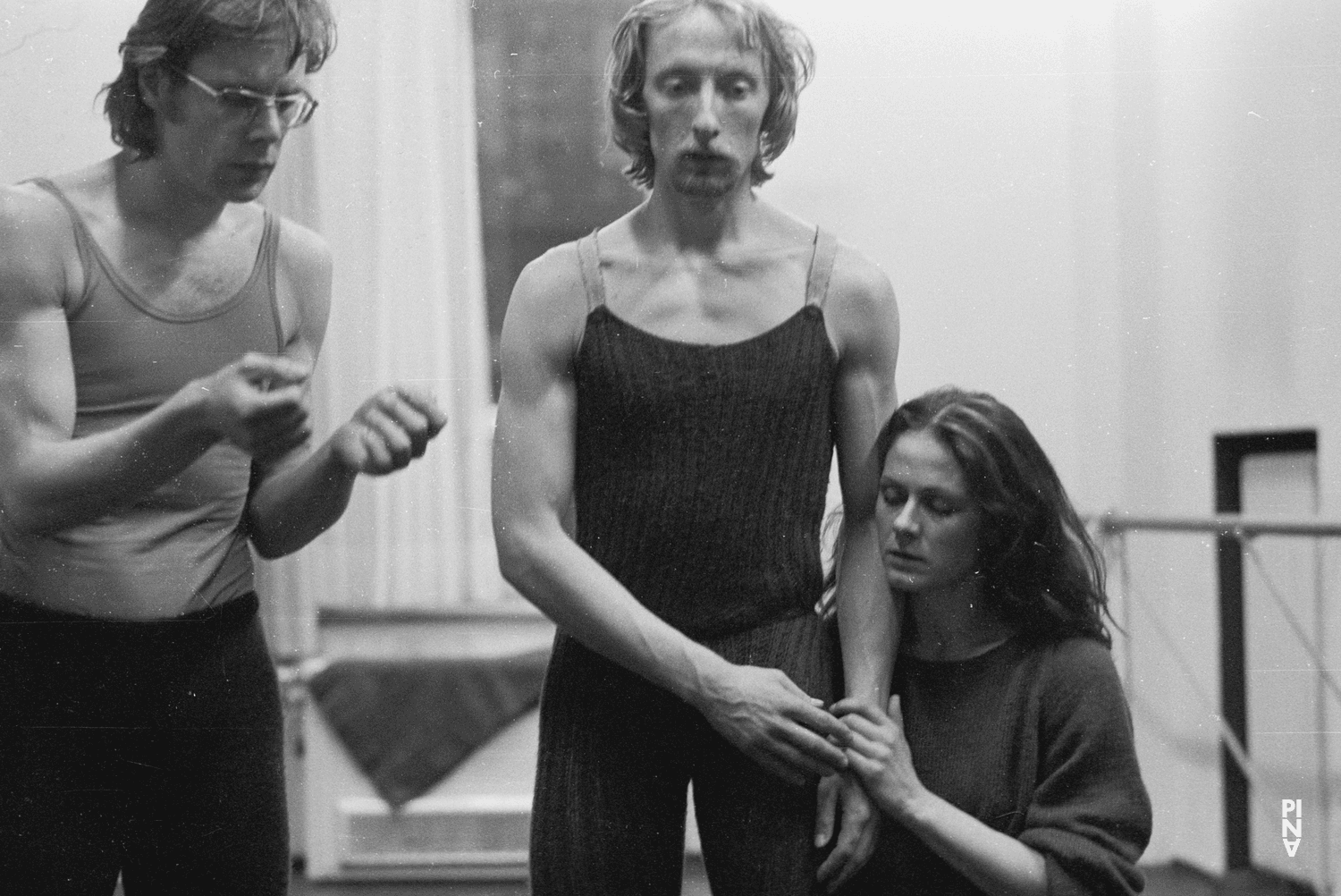 Ed Kortlandt, Dominique Mercy and Malou Airaudo in “Orpheus und Eurydike” by Pina Bausch