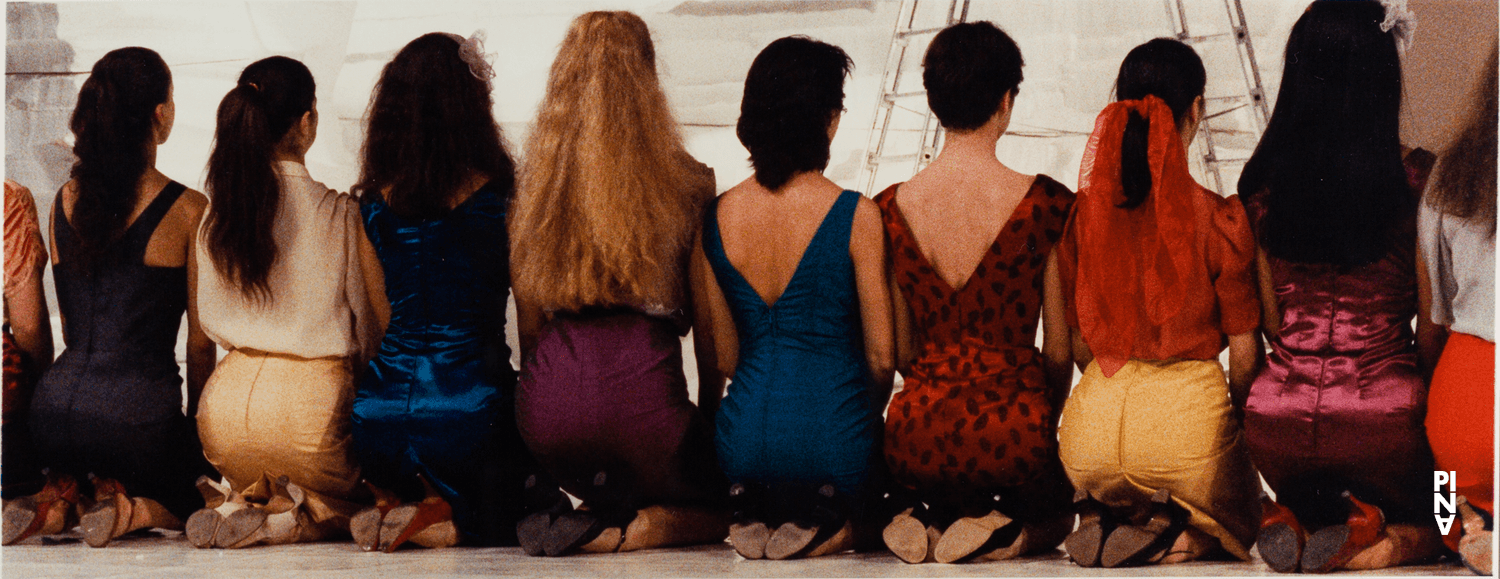 Photo de « Renate wandert aus (Renate quitte le pays) » de Pina Bausch