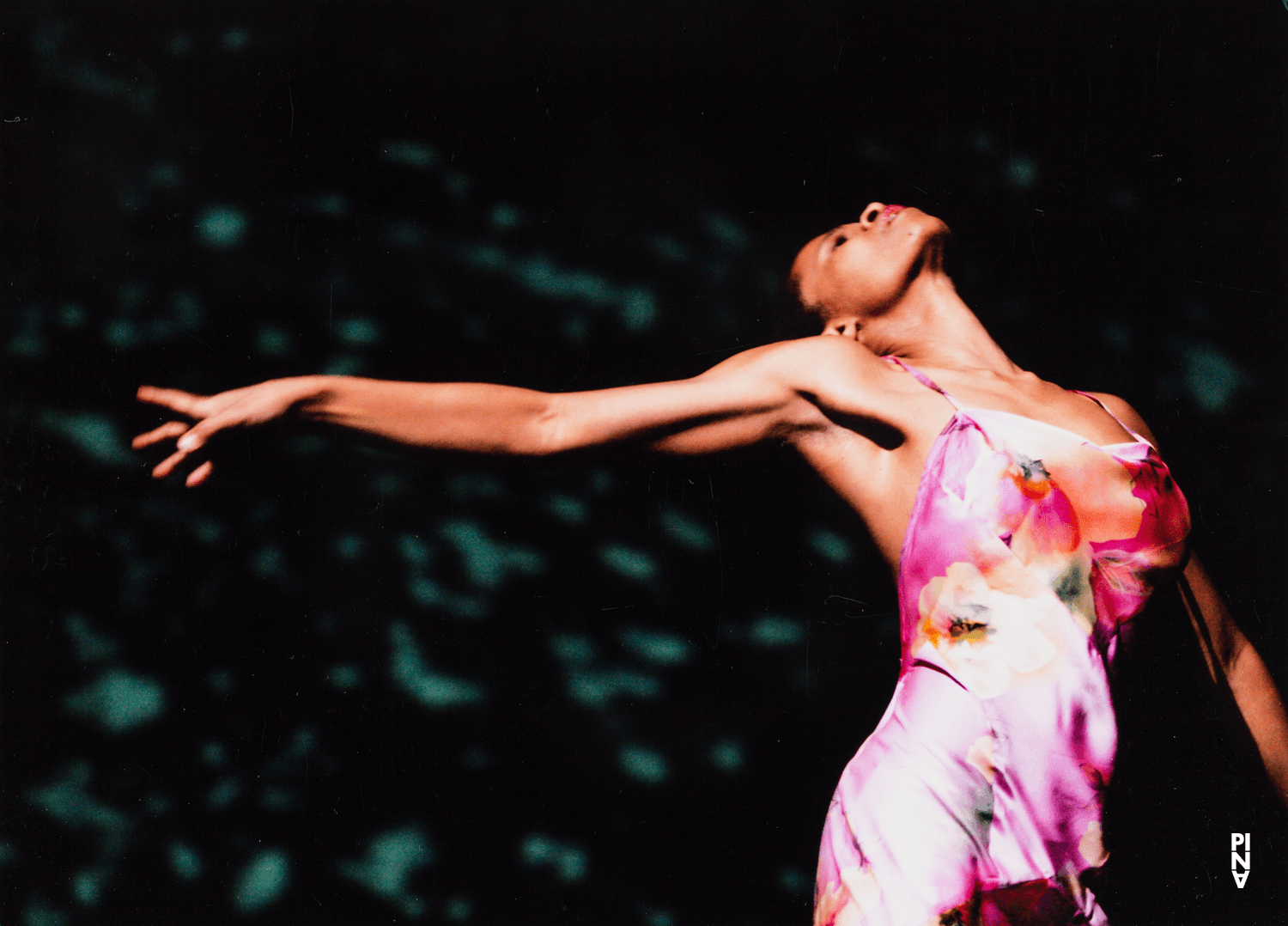 Regina Advento in “Rough Cut” by Pina Bausch