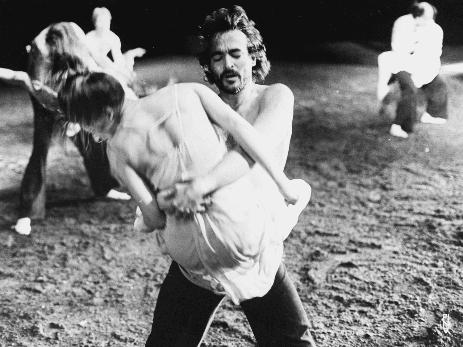 Fernando Cortizo et Jacques Patarozzi dans « Le Sacre du printemps » de Pina Bausch