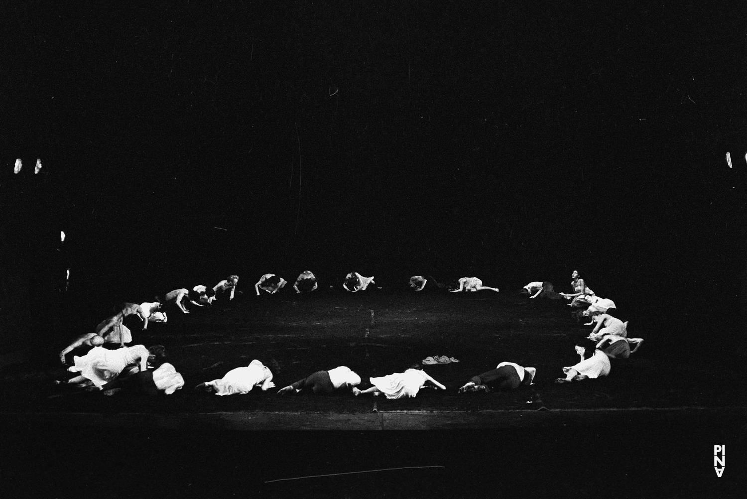 „Das Frühlingsopfer“ von Pina Bausch im Opernhaus Wuppertal, Spielzeit 1981/82