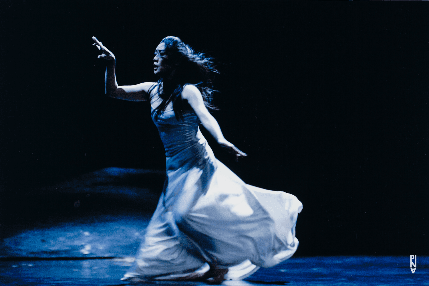 Azusa Seyama in “Ten Chi” by Pina Bausch