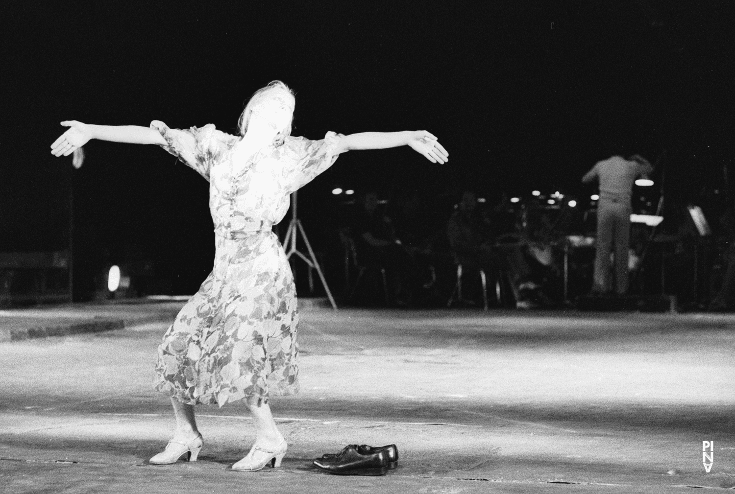 Marlis Alt in “The Seven Deadly Sins” by Pina Bausch