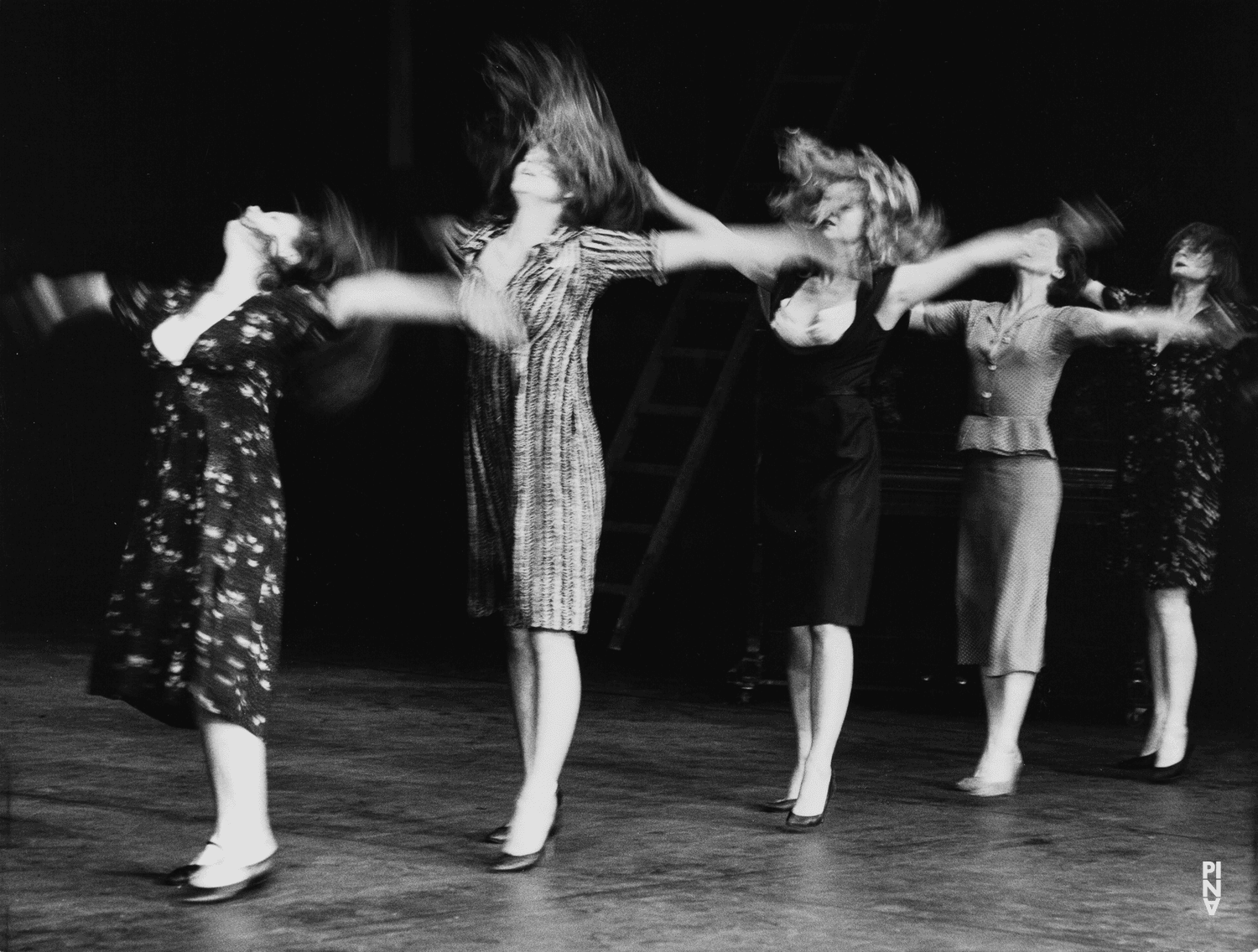 Finola Cronin, Melanie Lien Palm and Silvia Kesselheim in “Viktor” by Pina Bausch