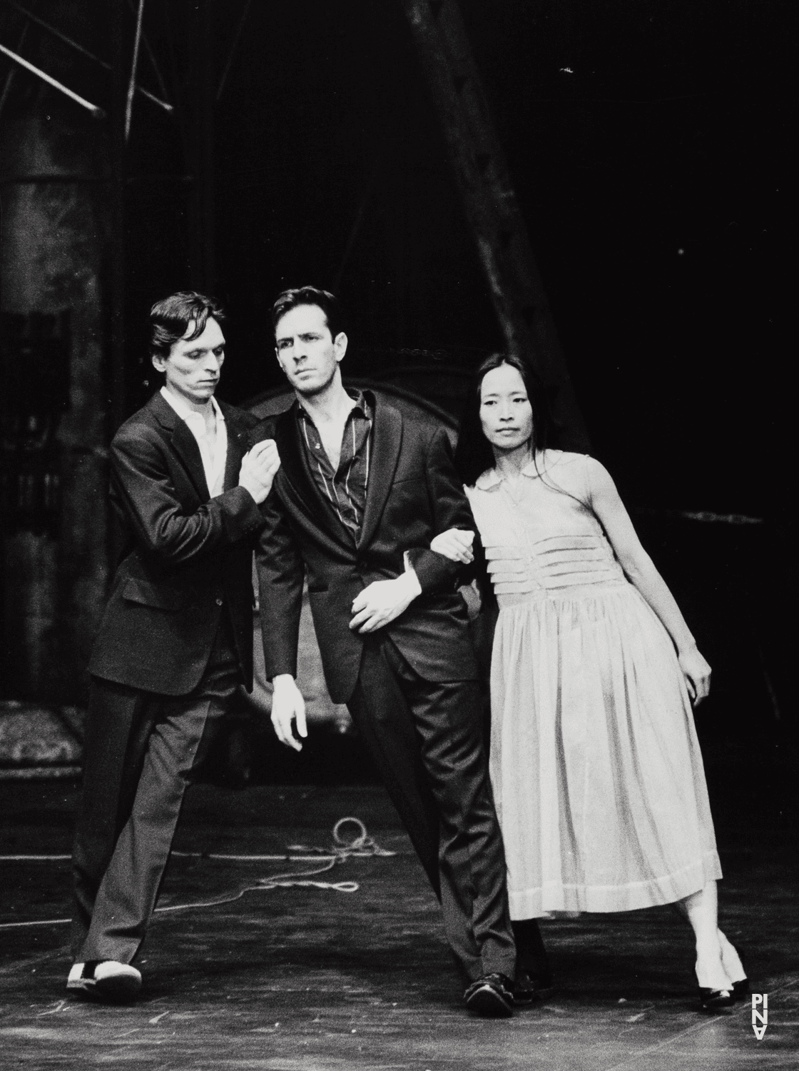 Urs Kaufmann, Kyomi Ichida et Francis Viet dans « Viktor » de Pina Bausch