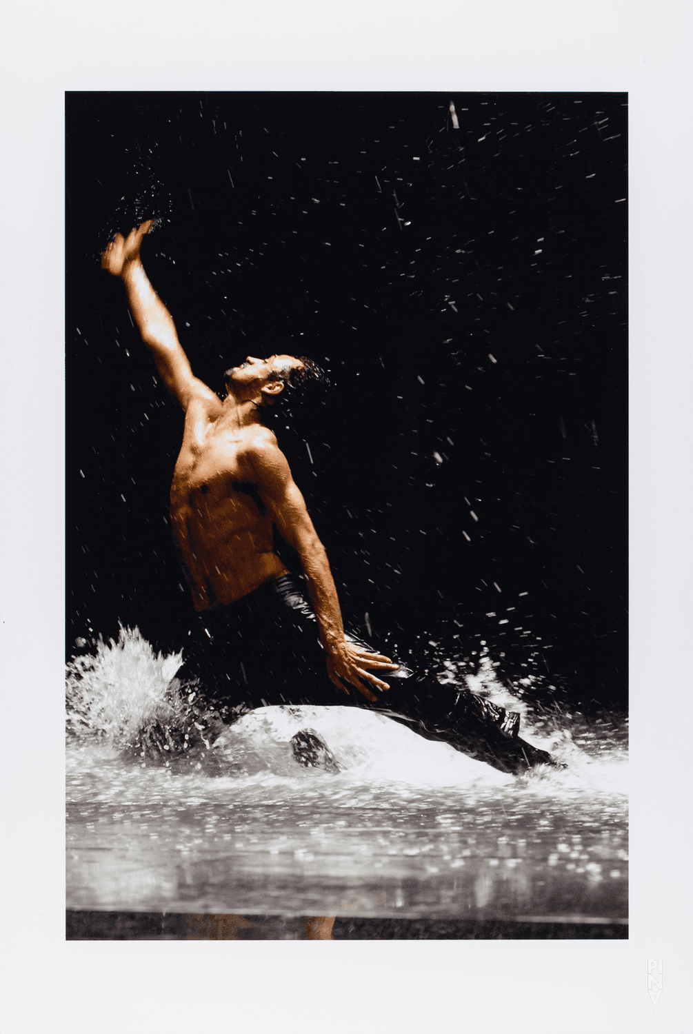 Jorge Puerta Armenta in „Vollmond“ von Pina Bausch