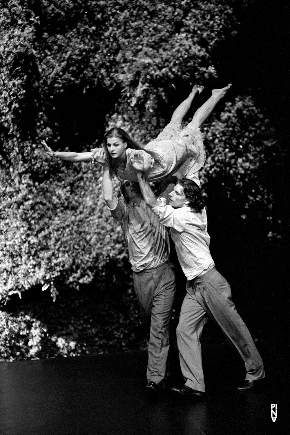 Pascal Merighi, Barbara Kaufmann and Michael Strecker in “Wiesenland” by Pina Bausch with Tanztheater Wuppertal at Théâtre de la Ville Paris (France), June 6, 2001