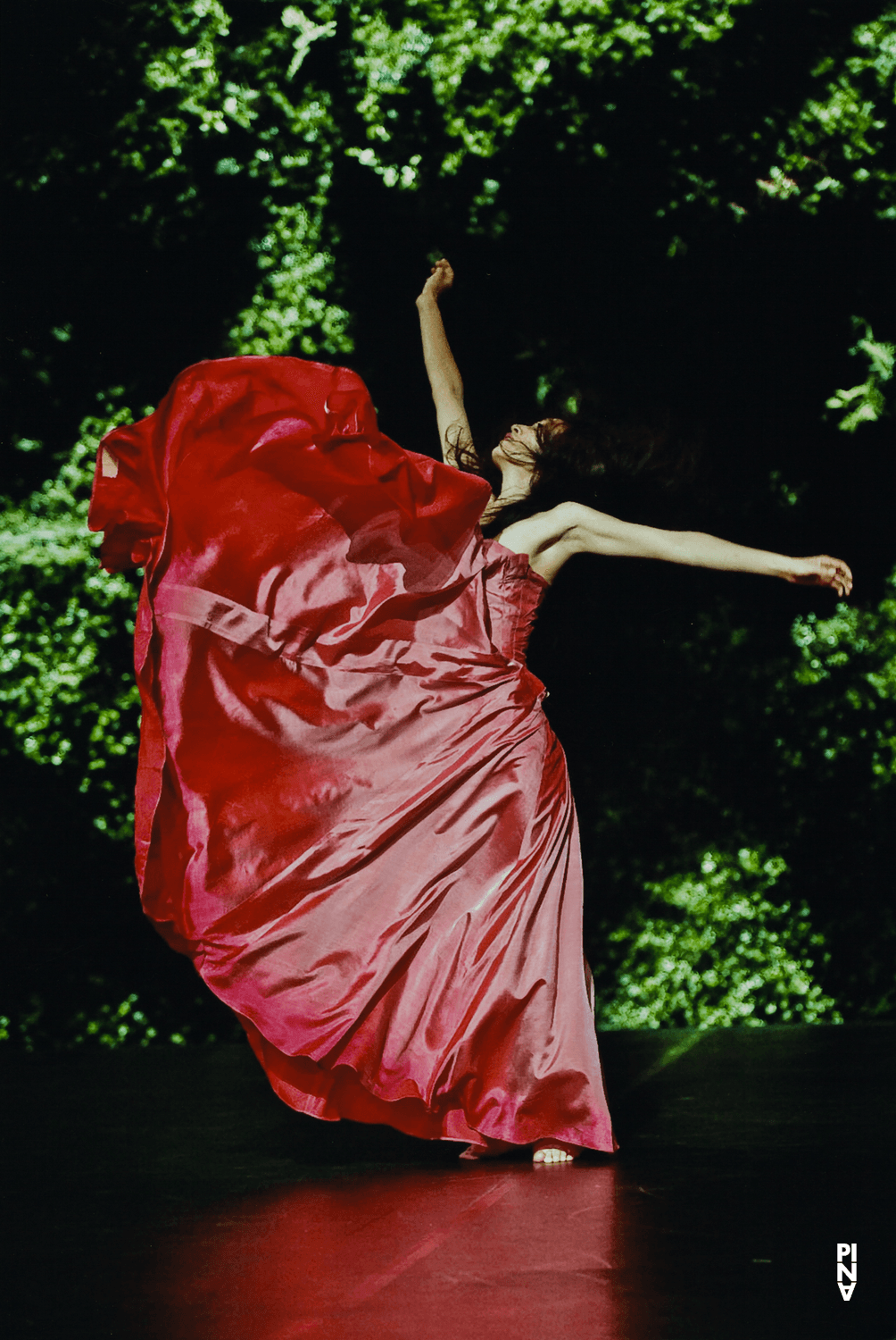 Nayoung Kim in “Wiesenland” by Pina Bausch